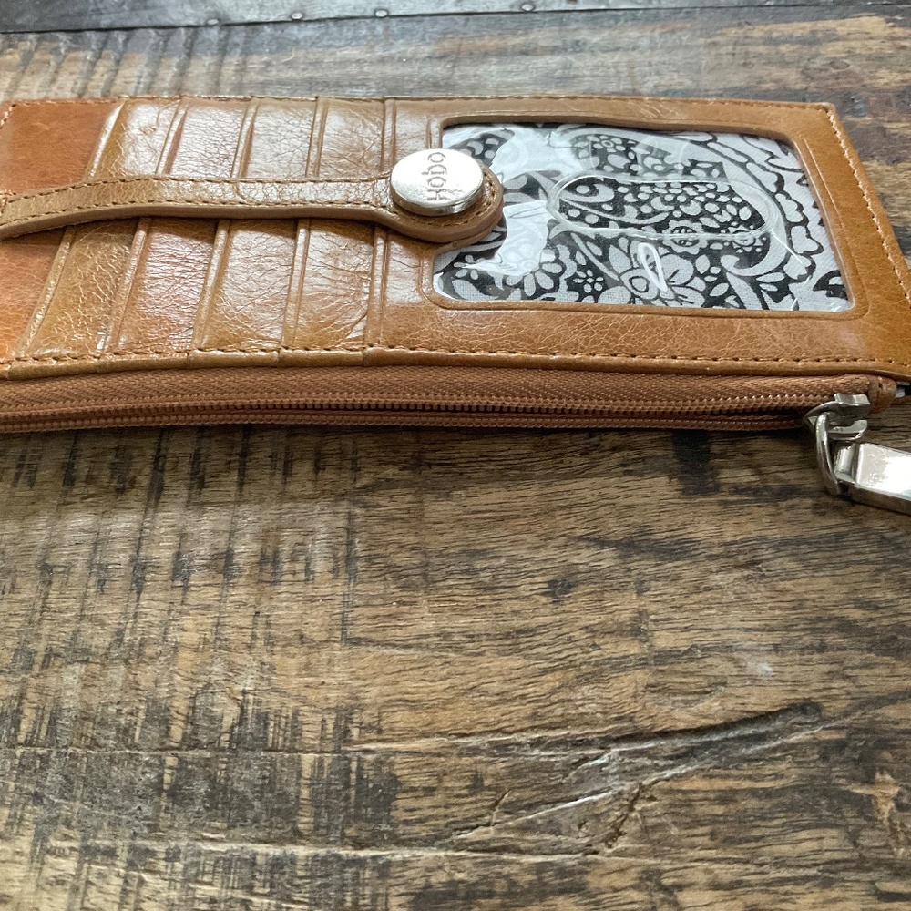 Hobo brand tan leather card case - Picture 6 of 7
